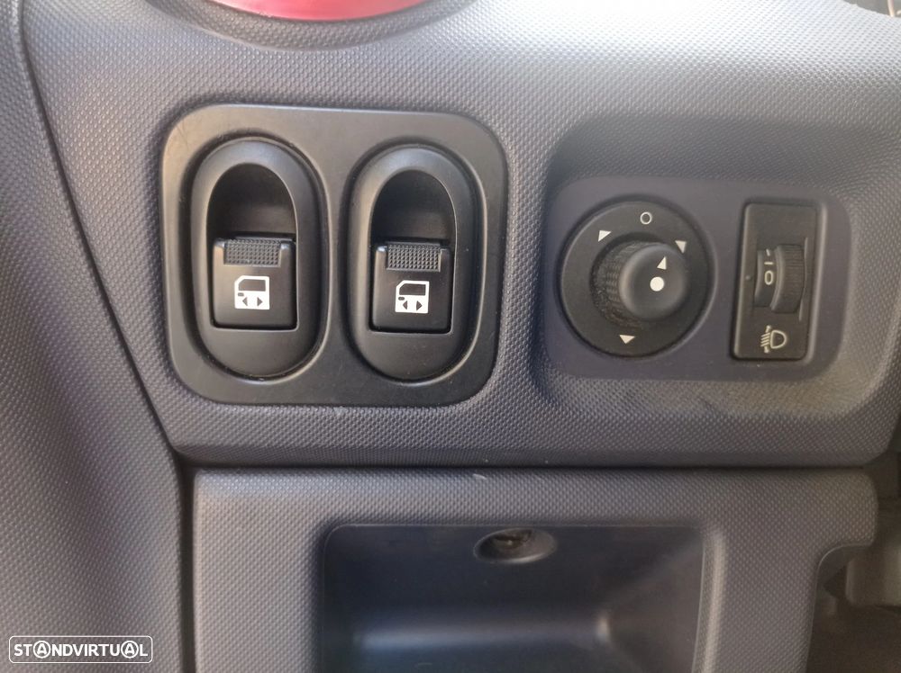 Peugeot 1007 1.4 HDi Sporty - 13