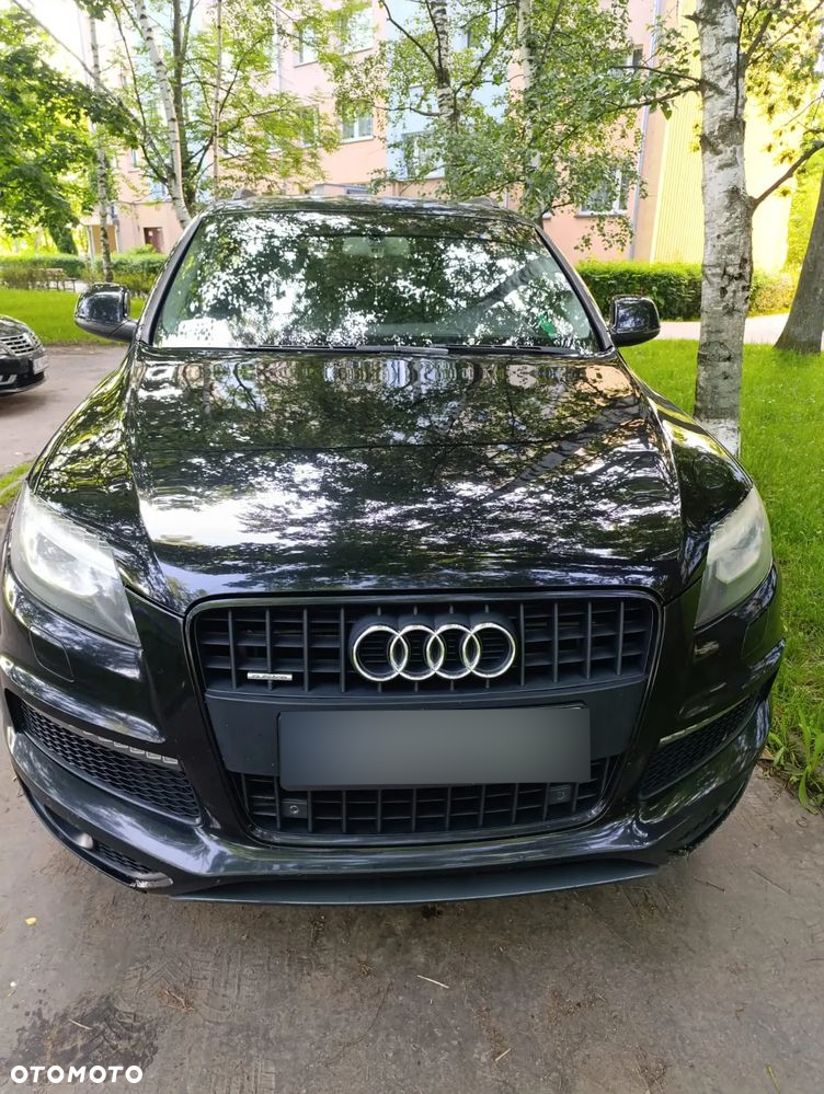 Audi Q7 - 7