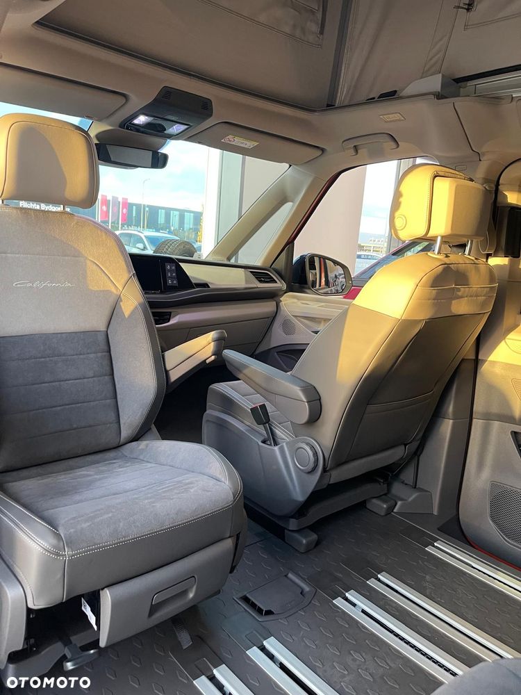 Volkswagen California - 11