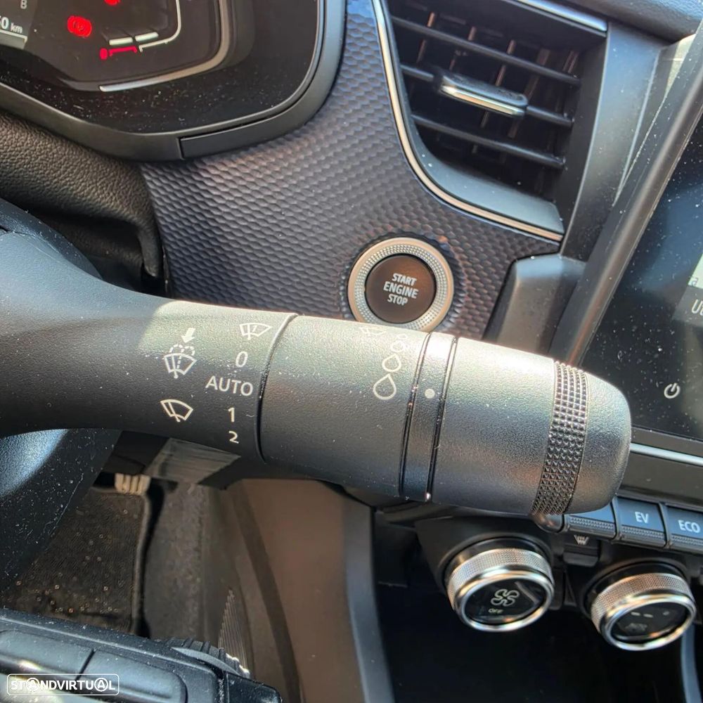 Renault Arkana 1.6 E-Tech Full Hybrid Evolution — fotografia 13