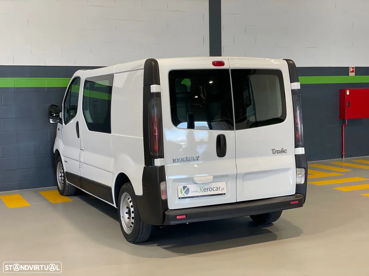 Renault Trafic 1.9 DCi 100 6L - 6