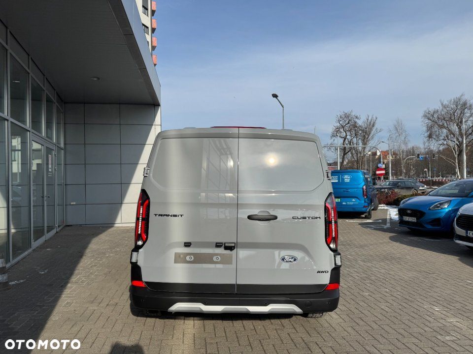 Ford Transit Custom - 6