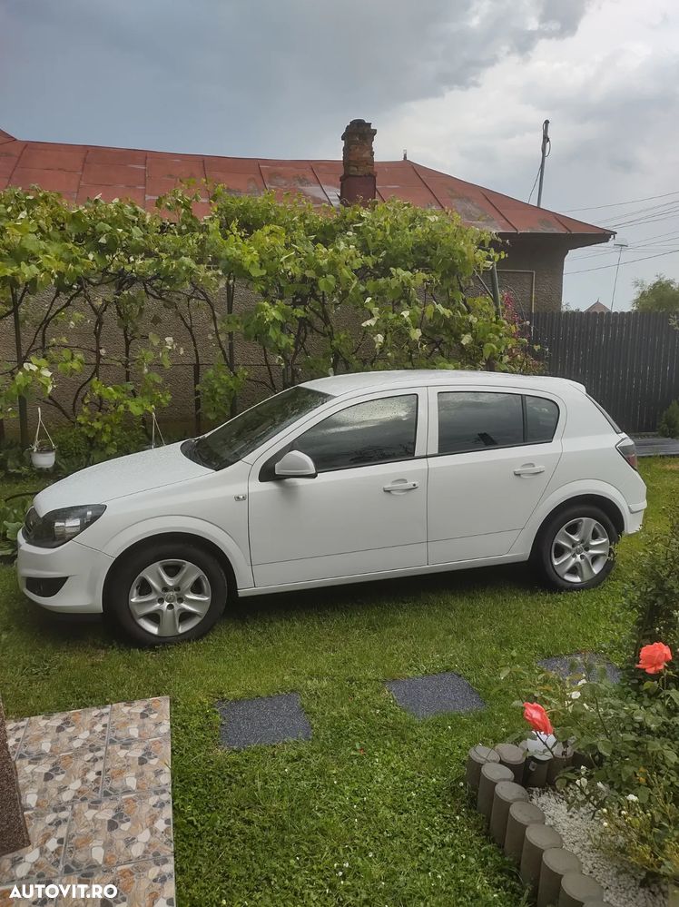 Opel Astra Classic 1.4i - 2