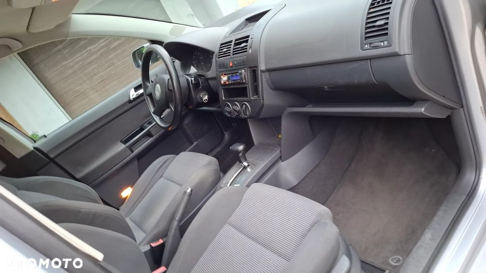 Volkswagen Polo 1.4 Automatik Comfortline - 23