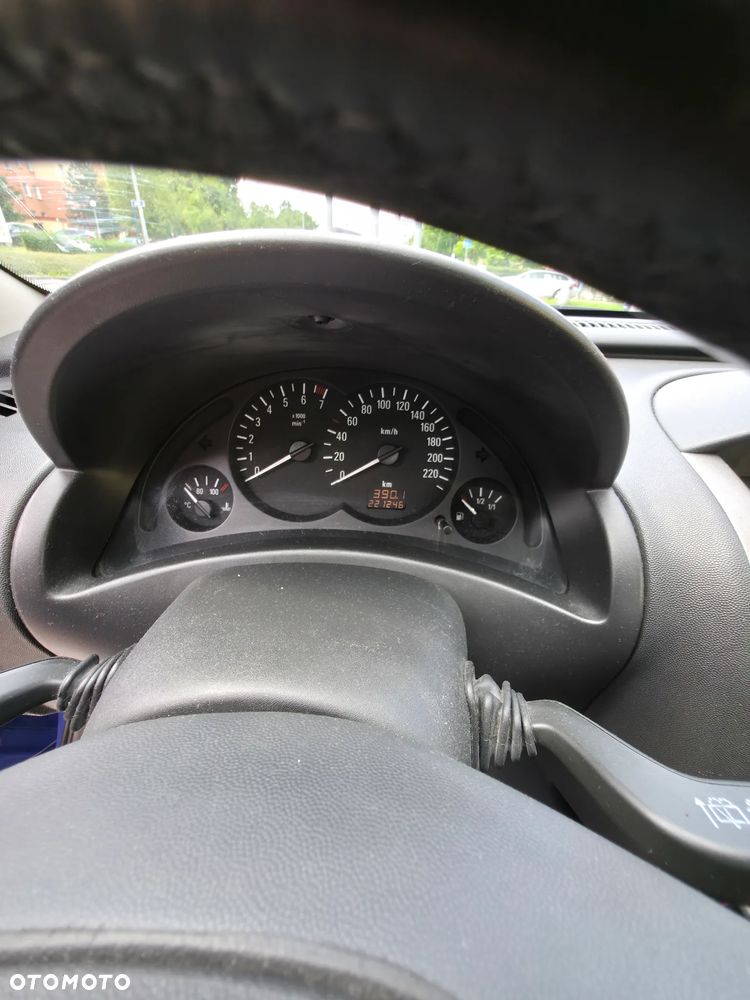 Opel Corsa 1.0 12V Cosmo - 8