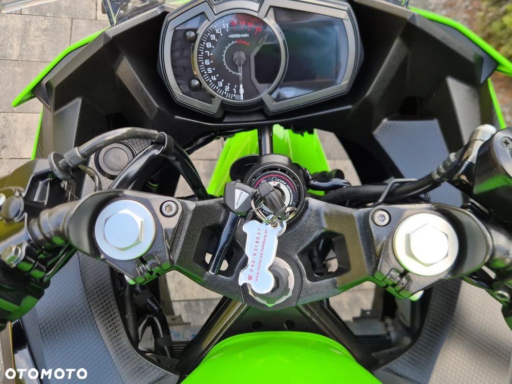 Kawasaki Ninja 400 - 21