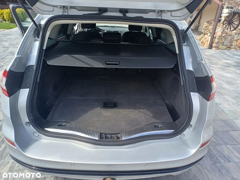 Ford Mondeo 1.5 EcoBoost Gold Edition - 33