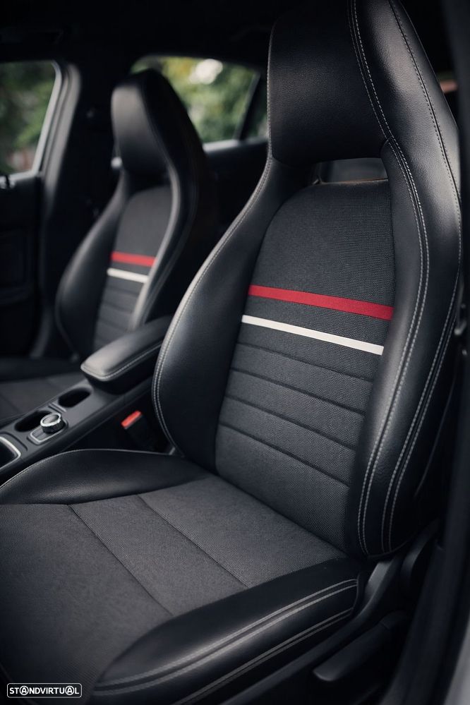 Mercedes-Benz A 180 CDI (BlueEFFICIENCY) Urban - 3