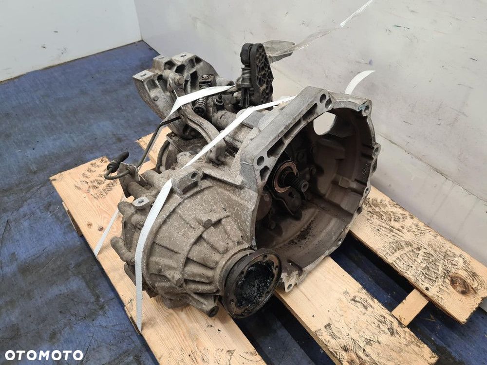 VOLKSWAGEN GOLF VI 2.0TDI SKRZYNIA BIEGÓW MANUALNA CBDC - 10