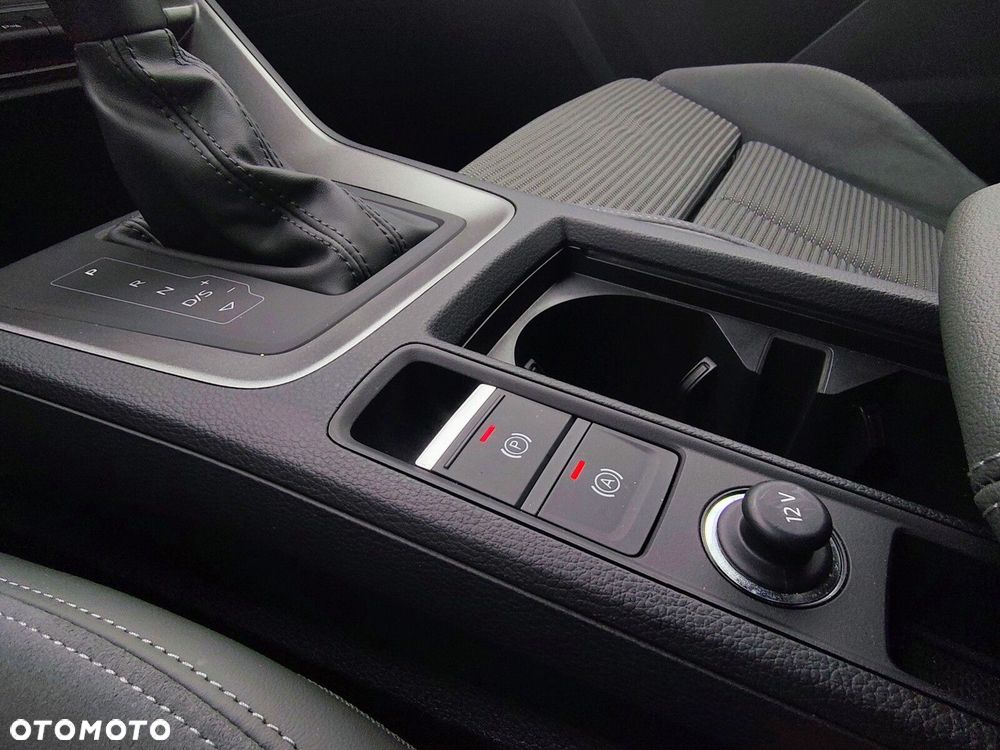 Audi Q3 35 TFSI mHEV S-Line S tronic - 22