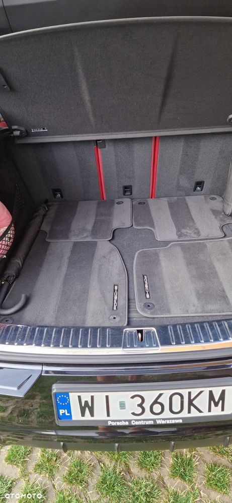 Porsche Cayenne - 40