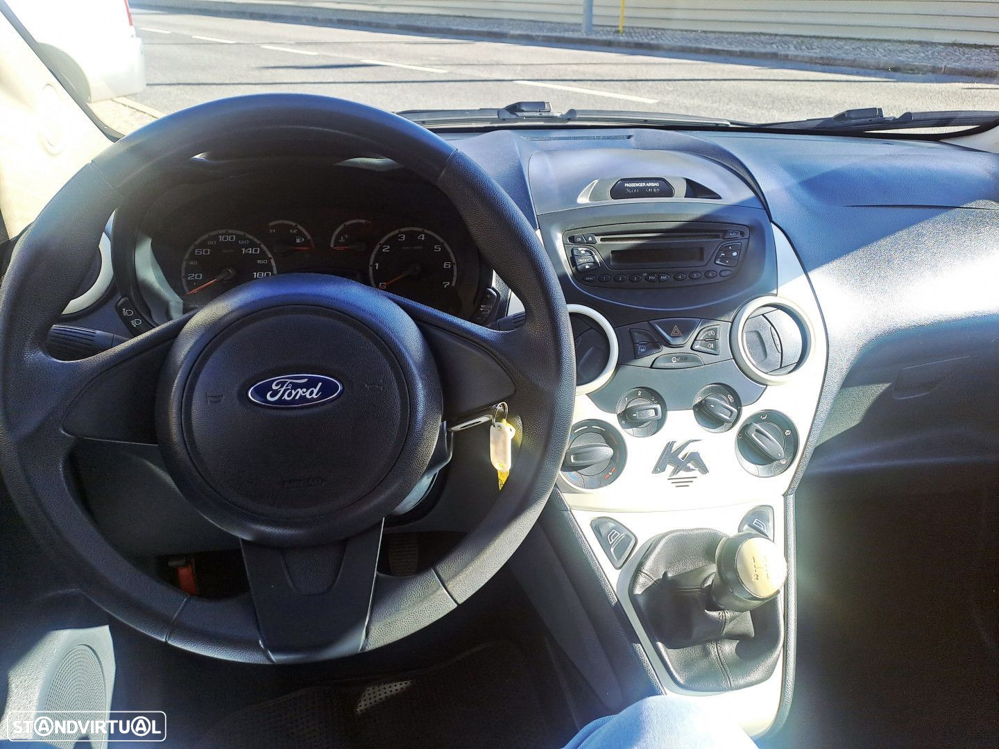 Ford KA 1.2 City - 12
