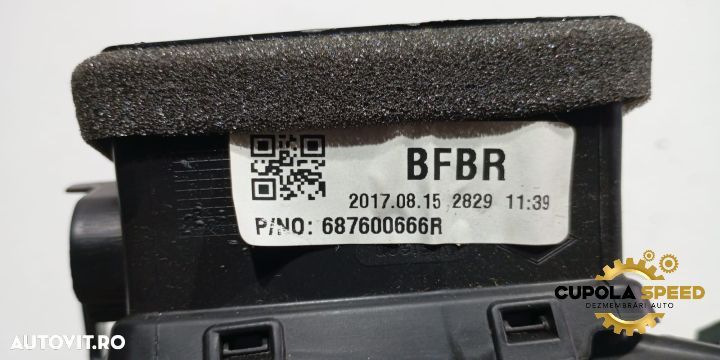 Grila ventilatie bord dreapta 687600666R Renault Megane 4 [facelift] - 2