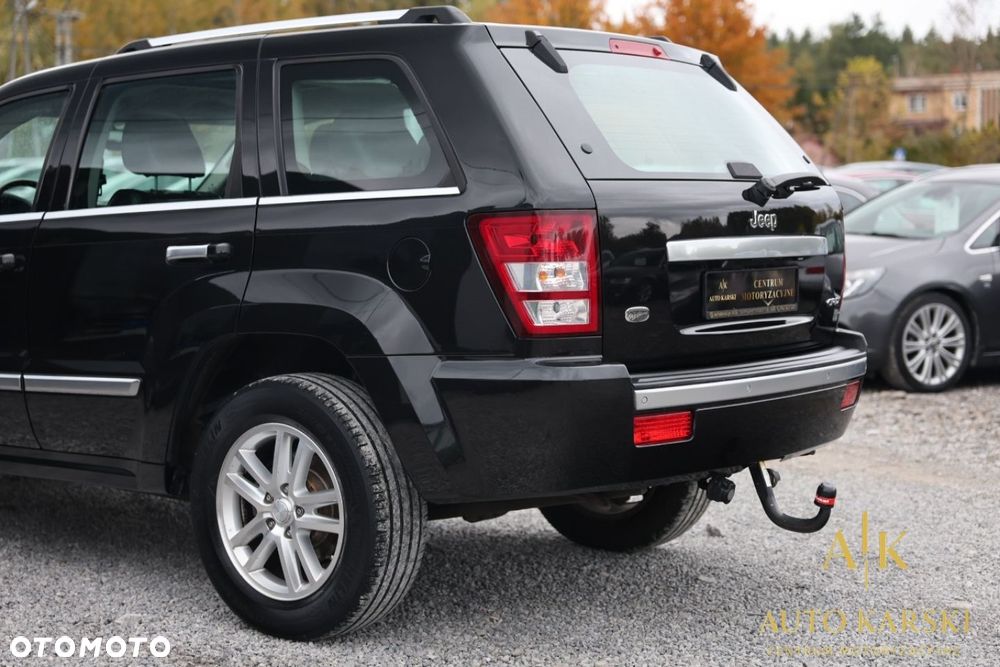 Jeep Grand Cherokee - 11