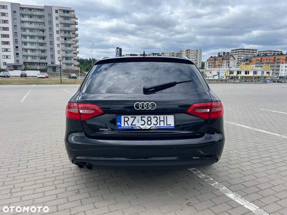 Audi A4 Avant 2.0 TDI DPF Ambiente - 4