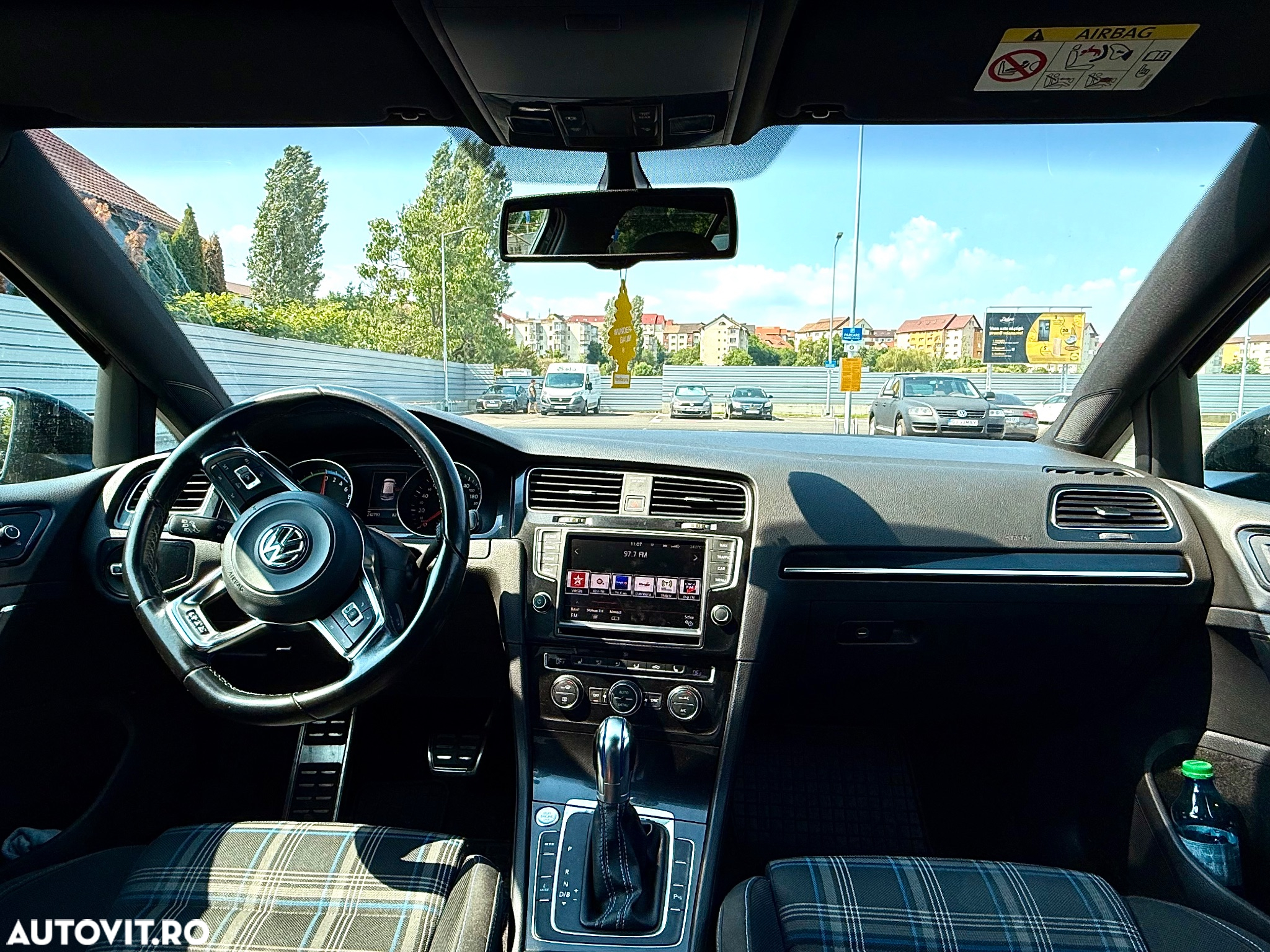 Volkswagen Golf GTE - 4