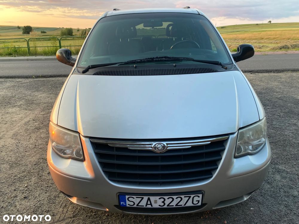 Chrysler Voyager 2.8 CRD LX - 2