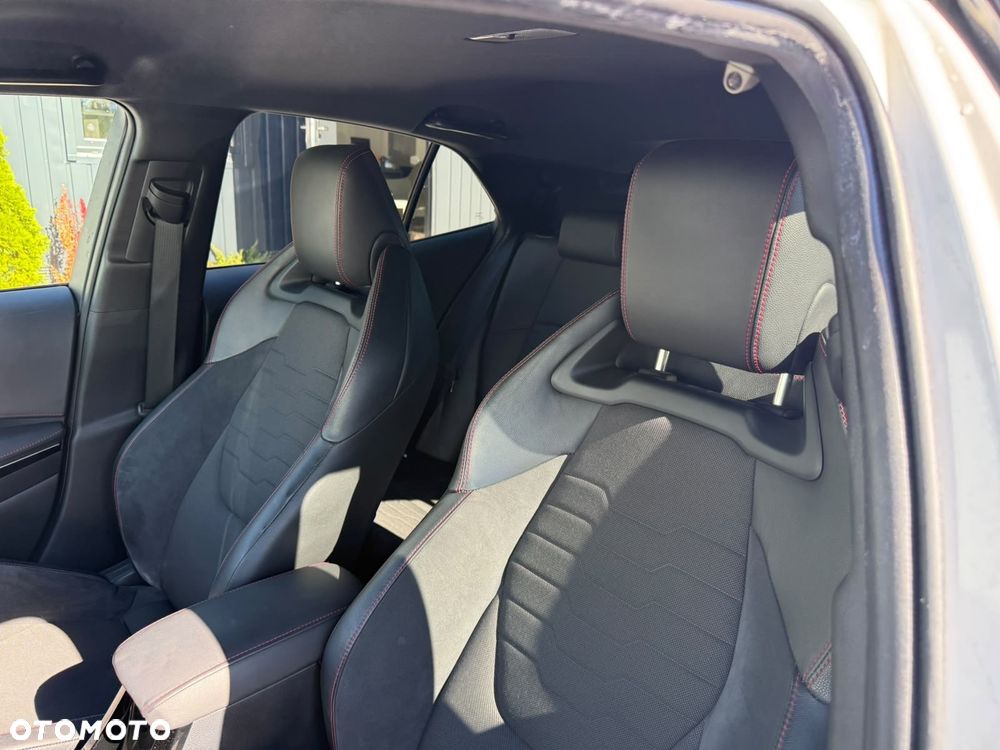 Toyota Corolla 2.0 Hybrid GR Sport - 27
