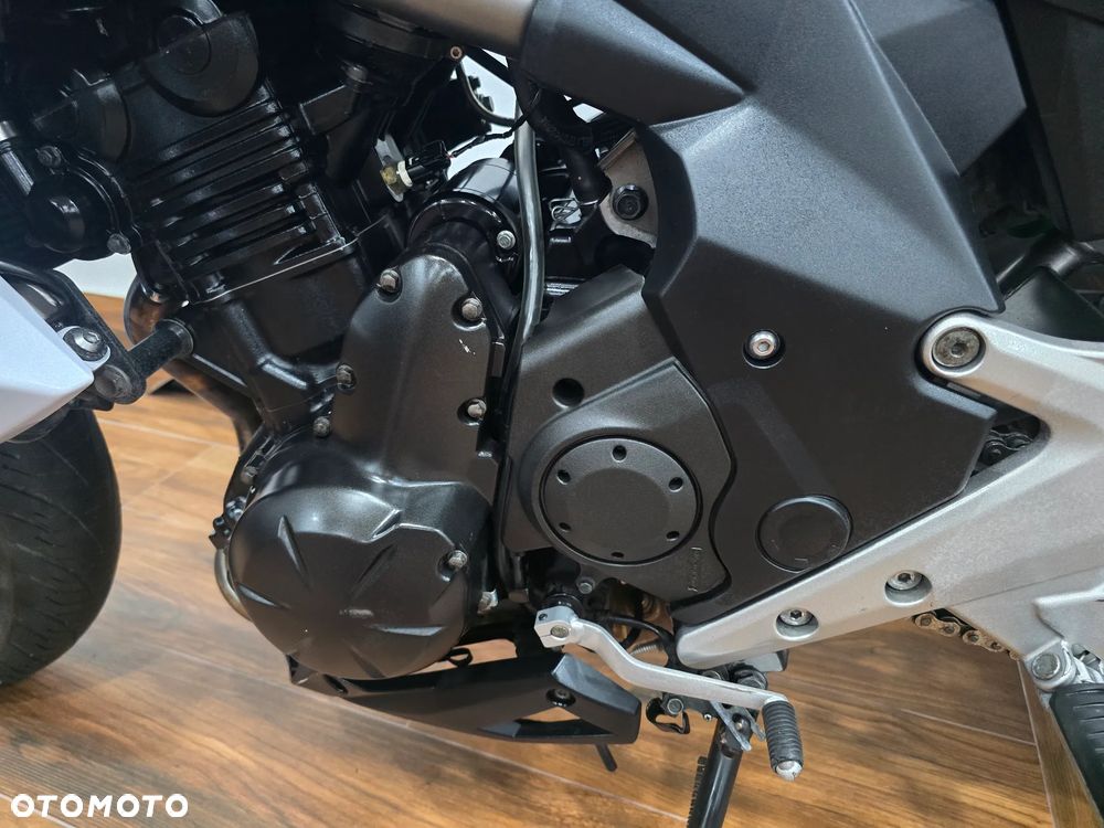 Kawasaki ER - 10
