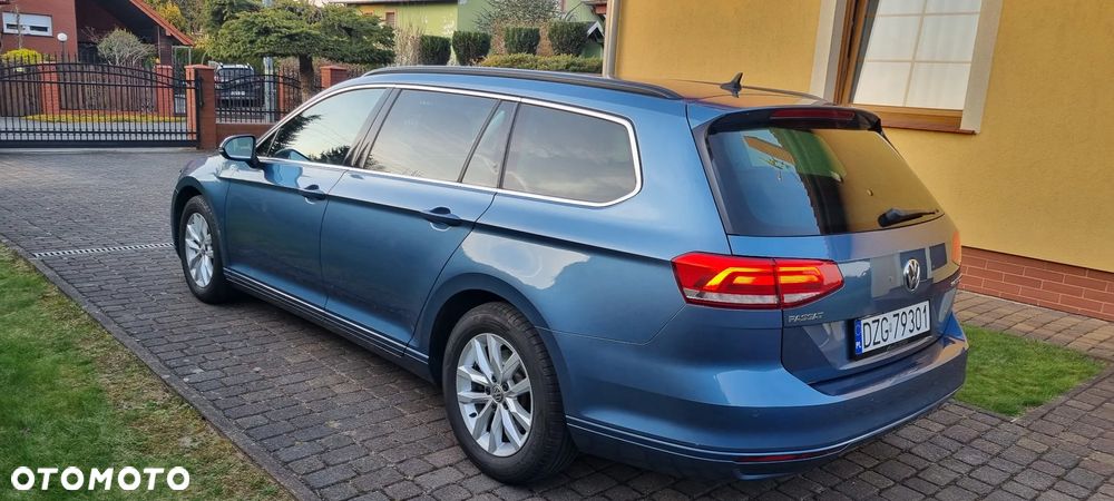 Volkswagen Passat 2.0 TDI (BlueMotion Technology) Comfortline - 10
