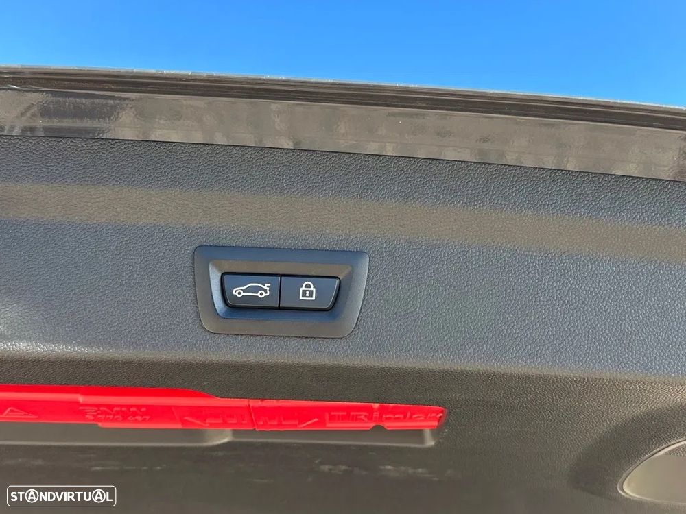 MINI Countryman Cooper SE ALL4 Auto - 12