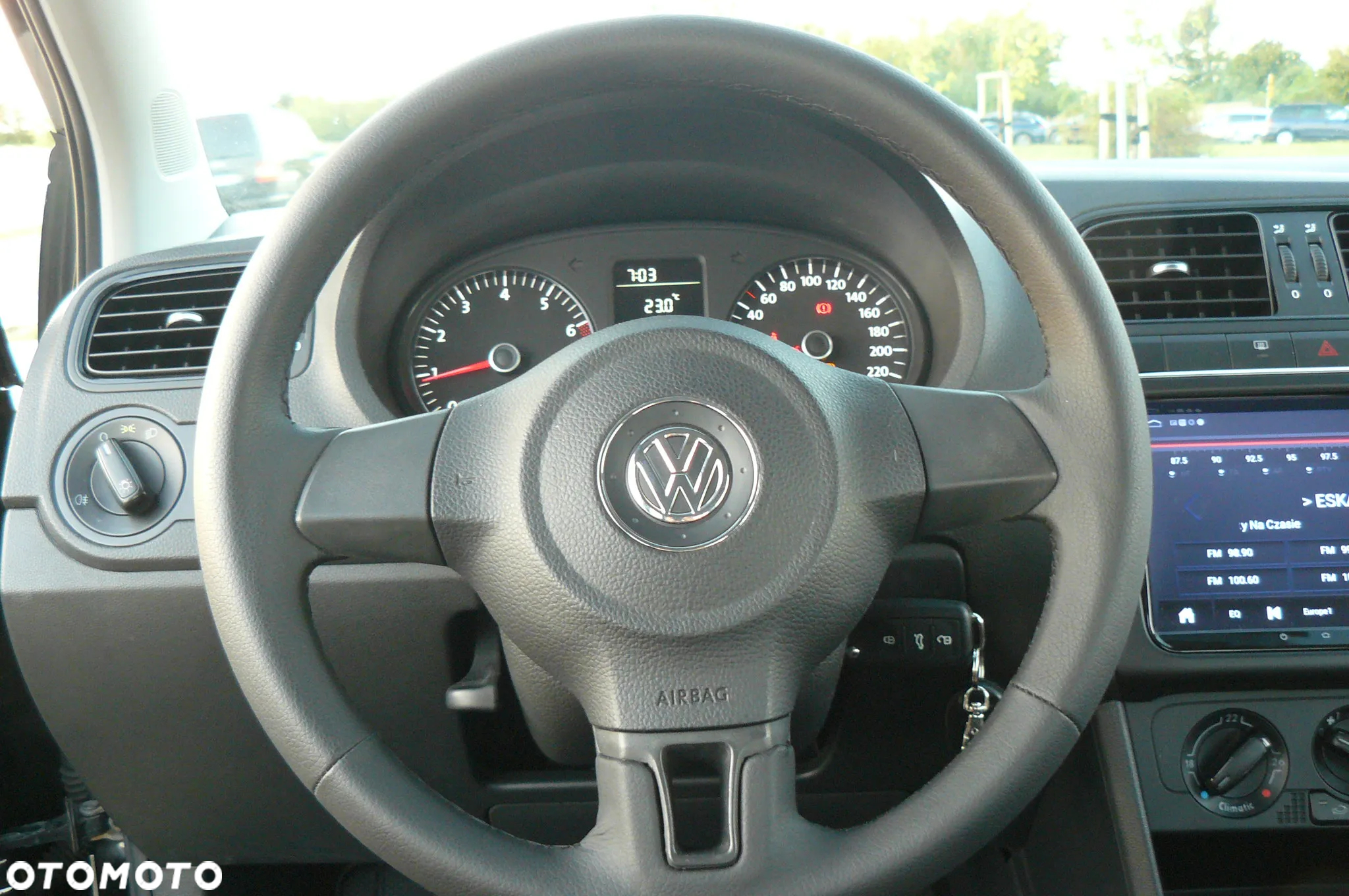 Volkswagen Polo - 12