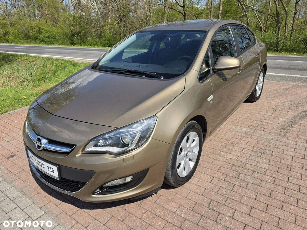 Opel Astra - 2
