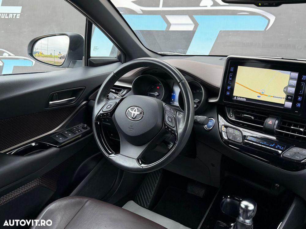 Toyota C-HR Lounge - 10