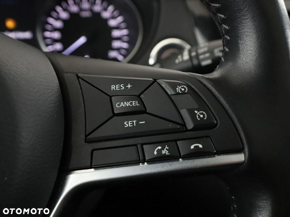 Nissan Qashqai 1.2 DIG-T N-Connecta Xtronic - 30
