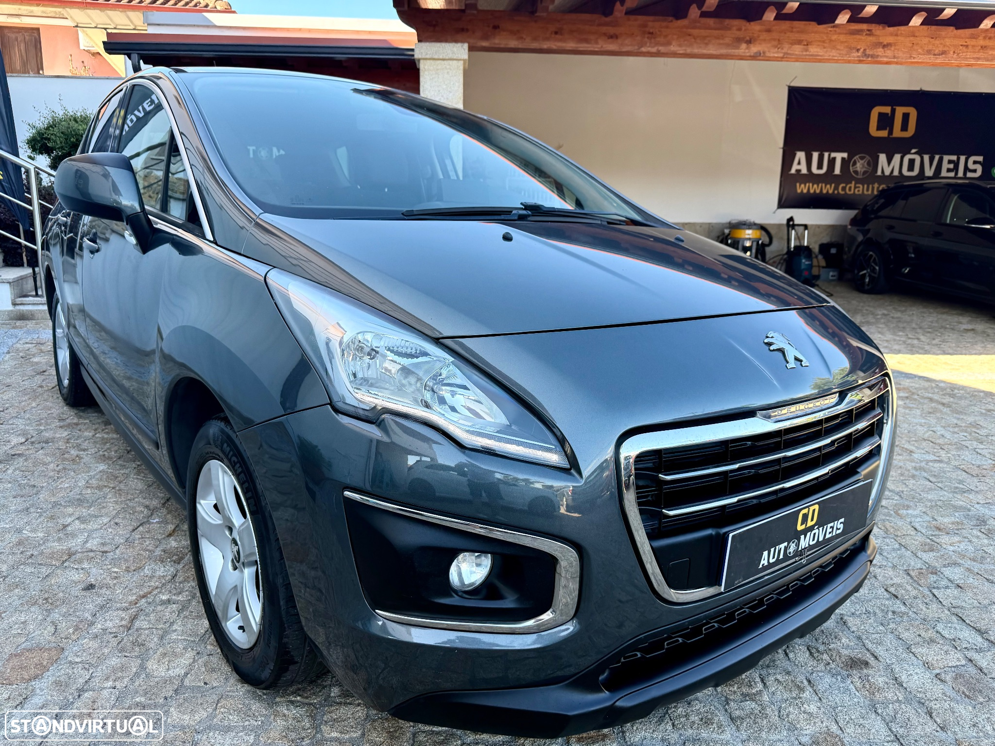 Peugeot 3008 1.6 e-HDi Business Line 2-Tronic - 26