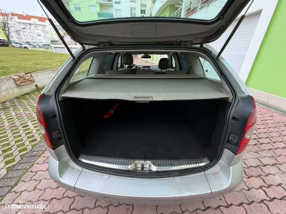 Renault Laguna Break 1.9 dCi Dynamique Luxe - 7