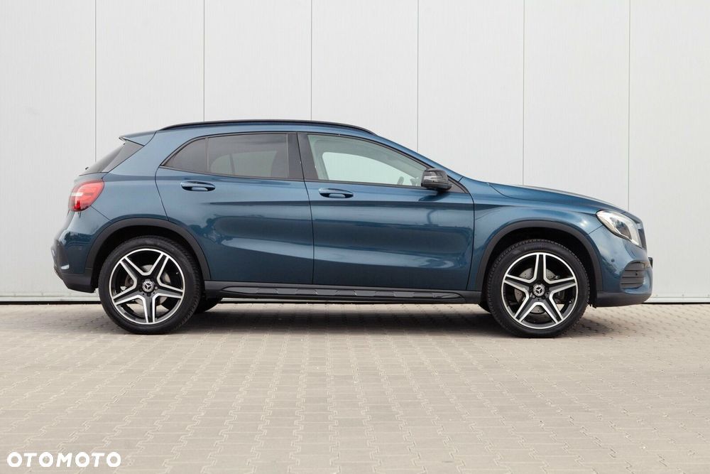 Mercedes-Benz GLA 220 4-Matic AMG Line - 7