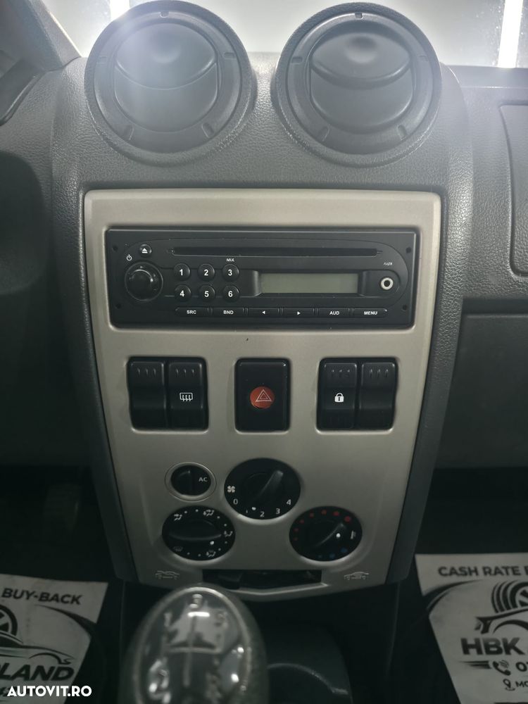 Dacia Logan K90 1.6 Preference - 12