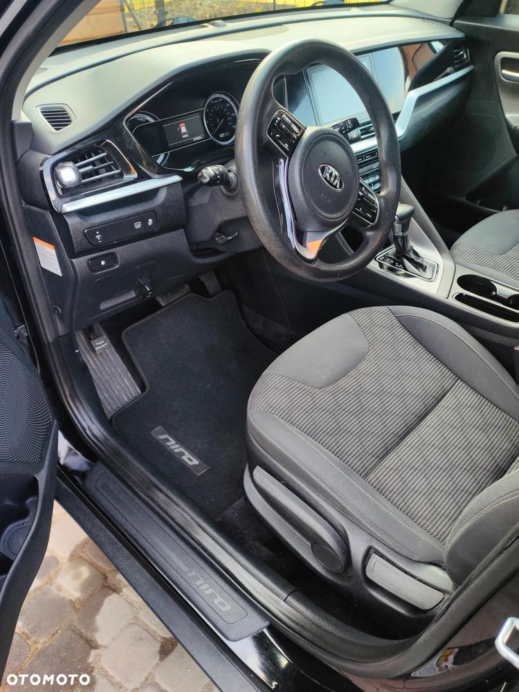 Kia Niro 1.6 GDI Hybrid L - 17