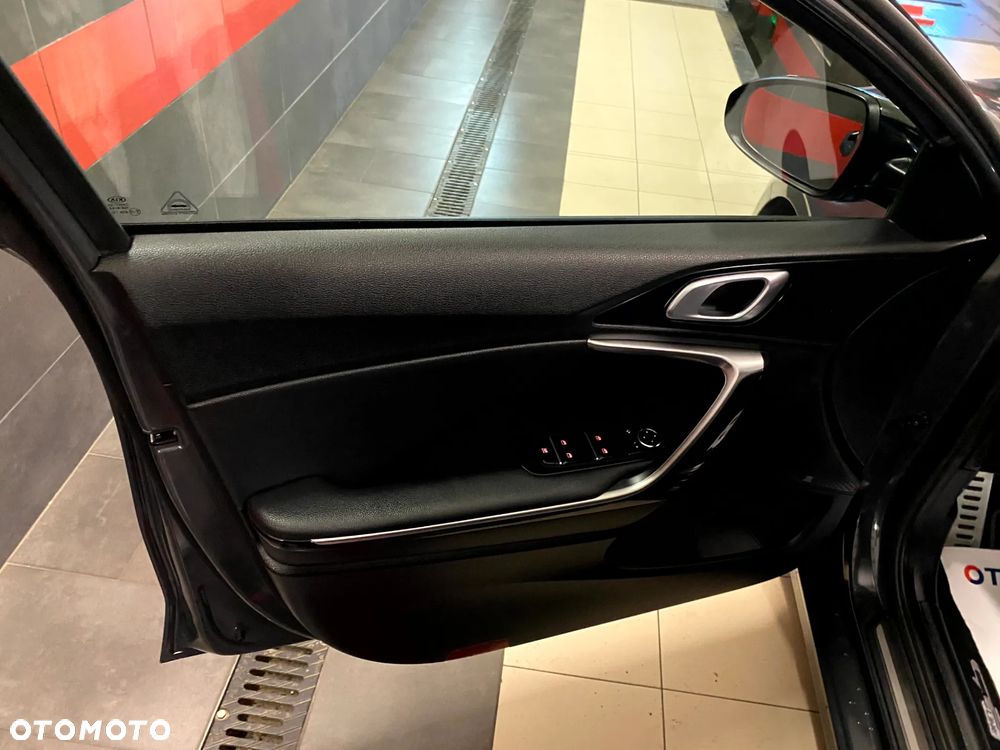 Kia Ceed 1.5 T-GDI GT-Line DCT - 17