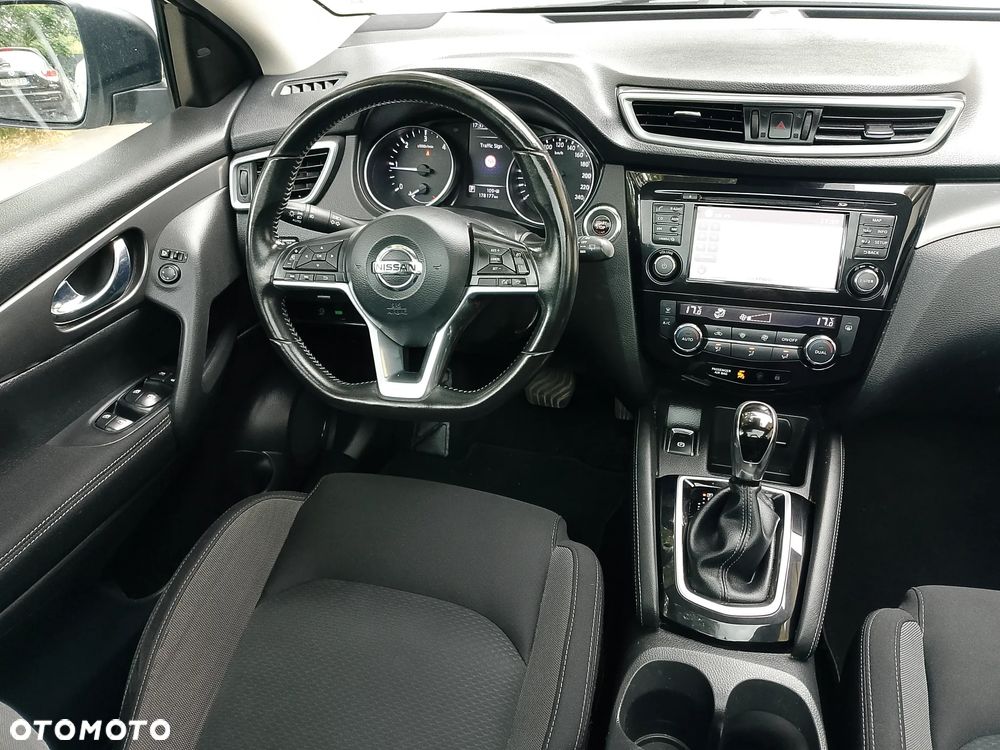 Nissan Qashqai 1.6 DCi Xtronic N-Connecta - 5