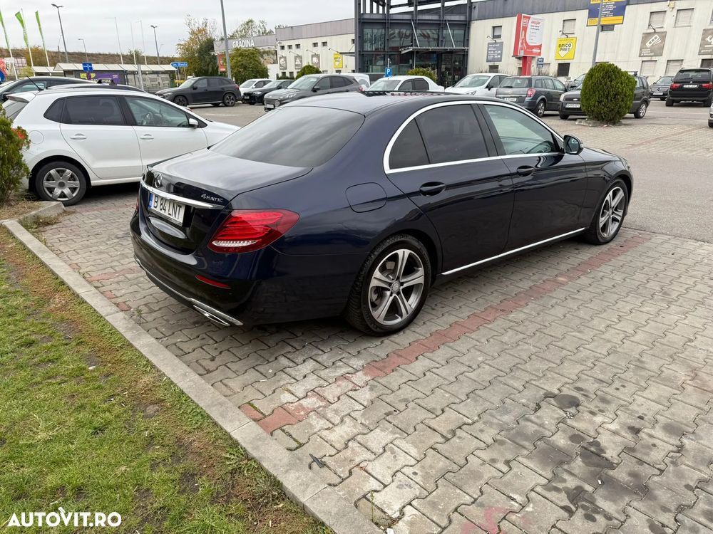 Mercedes-Benz E 200 4MATIC 9G-TRONIC Avantgarde - 1