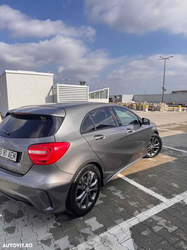 Mercedes-Benz A 200 d 7G-DCT AMG Line - 3