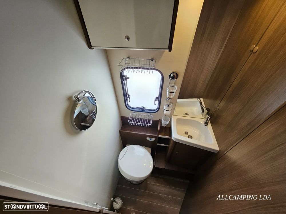 CI International Manoa CAMA CENTRAL + BASCULANTE 5 LUGARES - 45
