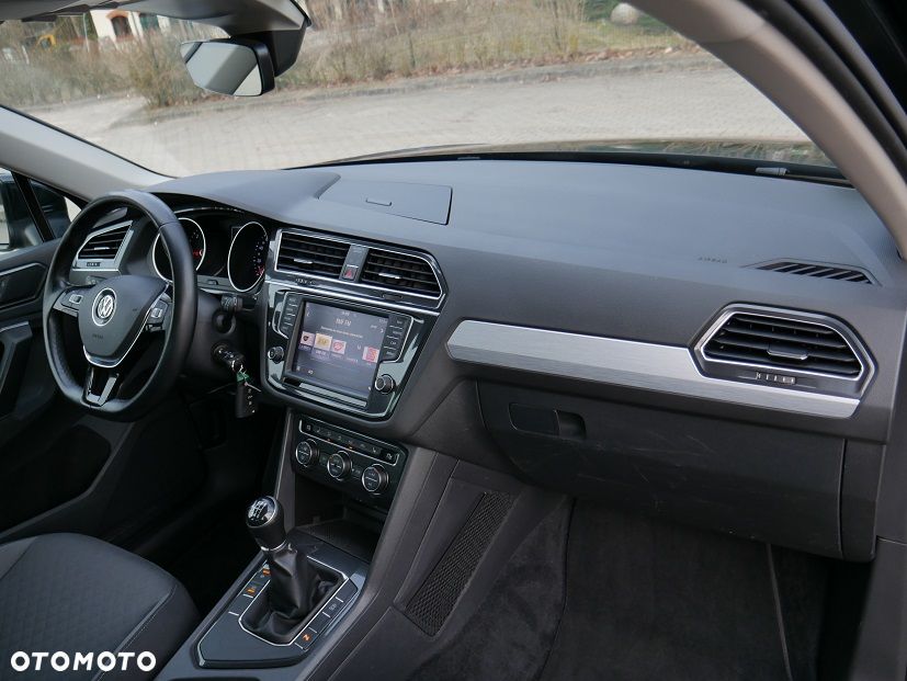 Volkswagen Tiguan - 6