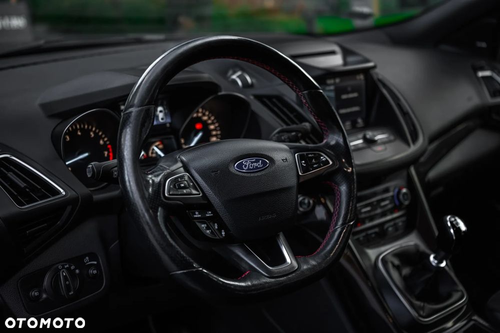 Ford Kuga - 15