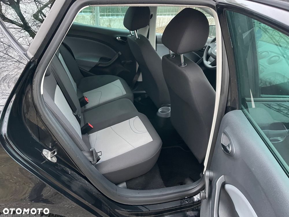 Seat Ibiza 1.2 12V Reference Salsa - 12