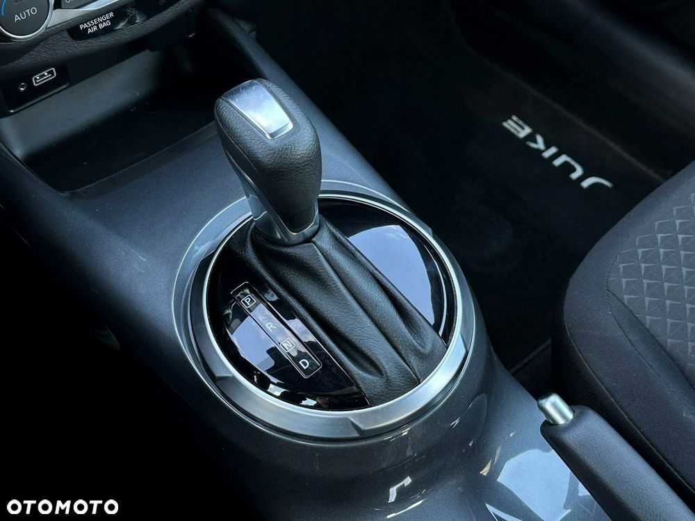 Nissan Juke 1.0 DIG-T Acenta DCT - 25