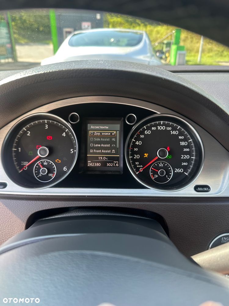 Volkswagen Passat 2.0 TDI 4Mot Highline DSG - 22