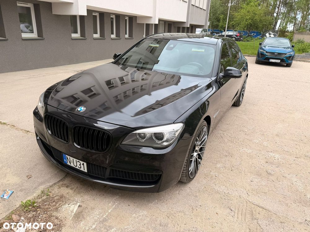 BMW Seria 7 740Li - 7
