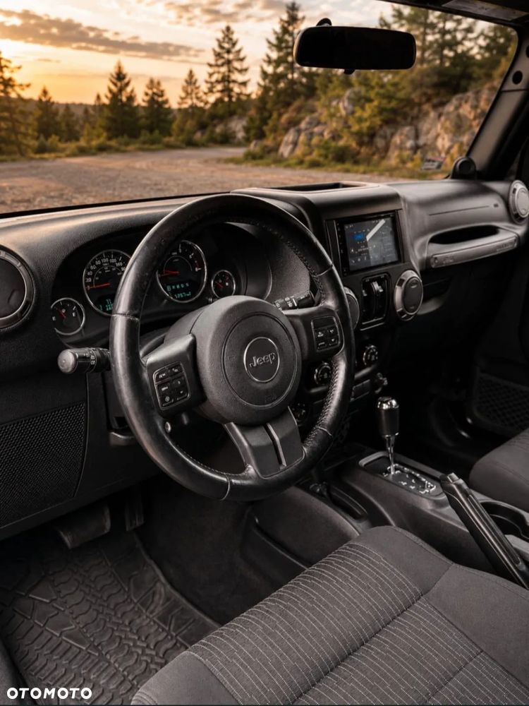 Jeep Wrangler 2.8 CRD Unlim Sport - 7