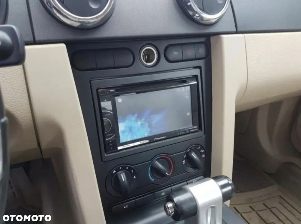 Ford Mustang 4.0 V6 Premium - 8