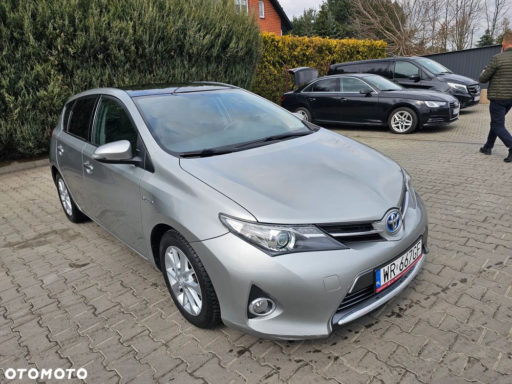 Toyota Auris 1.8 HSD Luna - 13