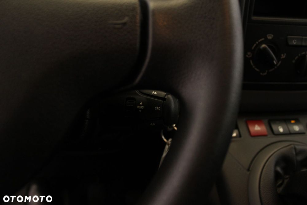 Peugeot Partner - 25