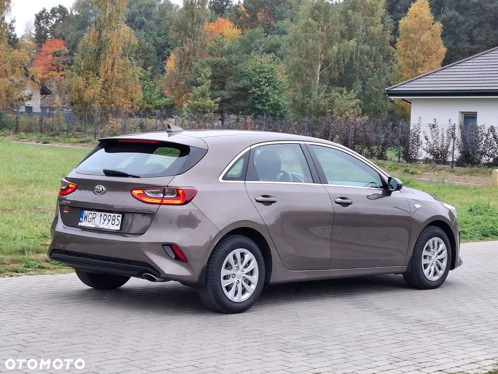 Kia Ceed Cee'd 1.6 CRDi M DCT - 24